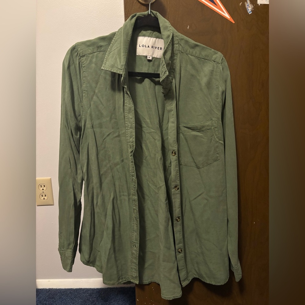 Button down fashion shirt